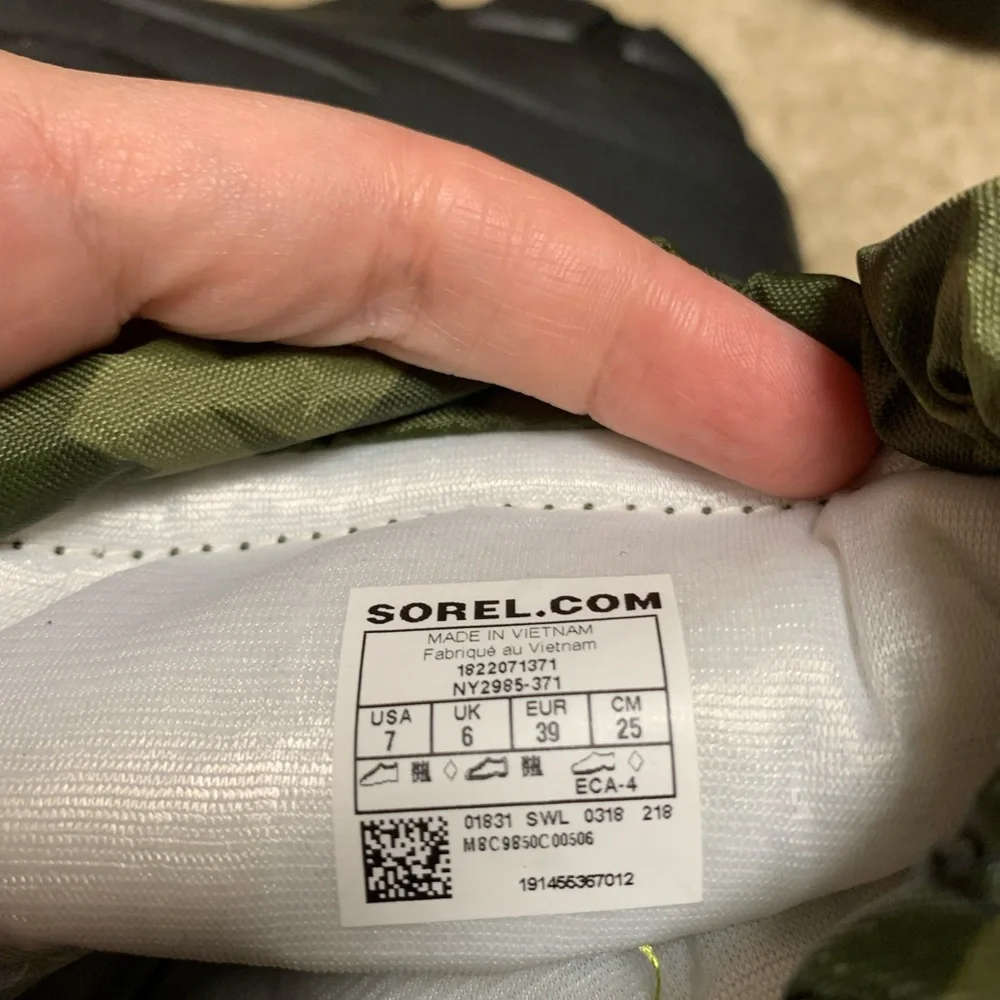 Sorel Men’s Green Camo Winter Boots